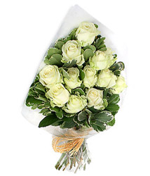 10 adet sevdiklerinize özel kırmızı gül çiçekler ü Bursa çiçekçilik firmamızdan görsel en taze yollar